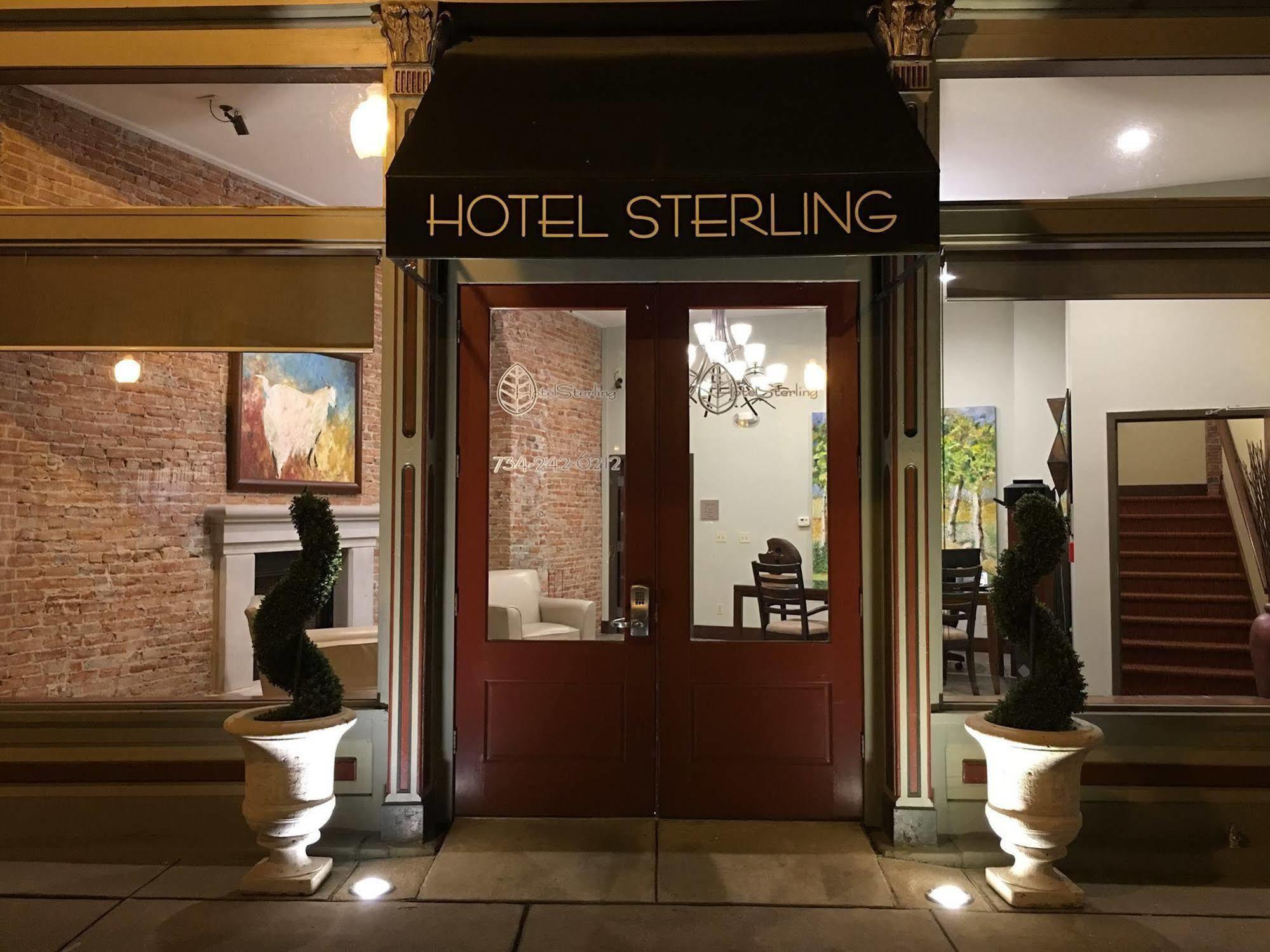 Hotel Sterling Monroe Exterior photo