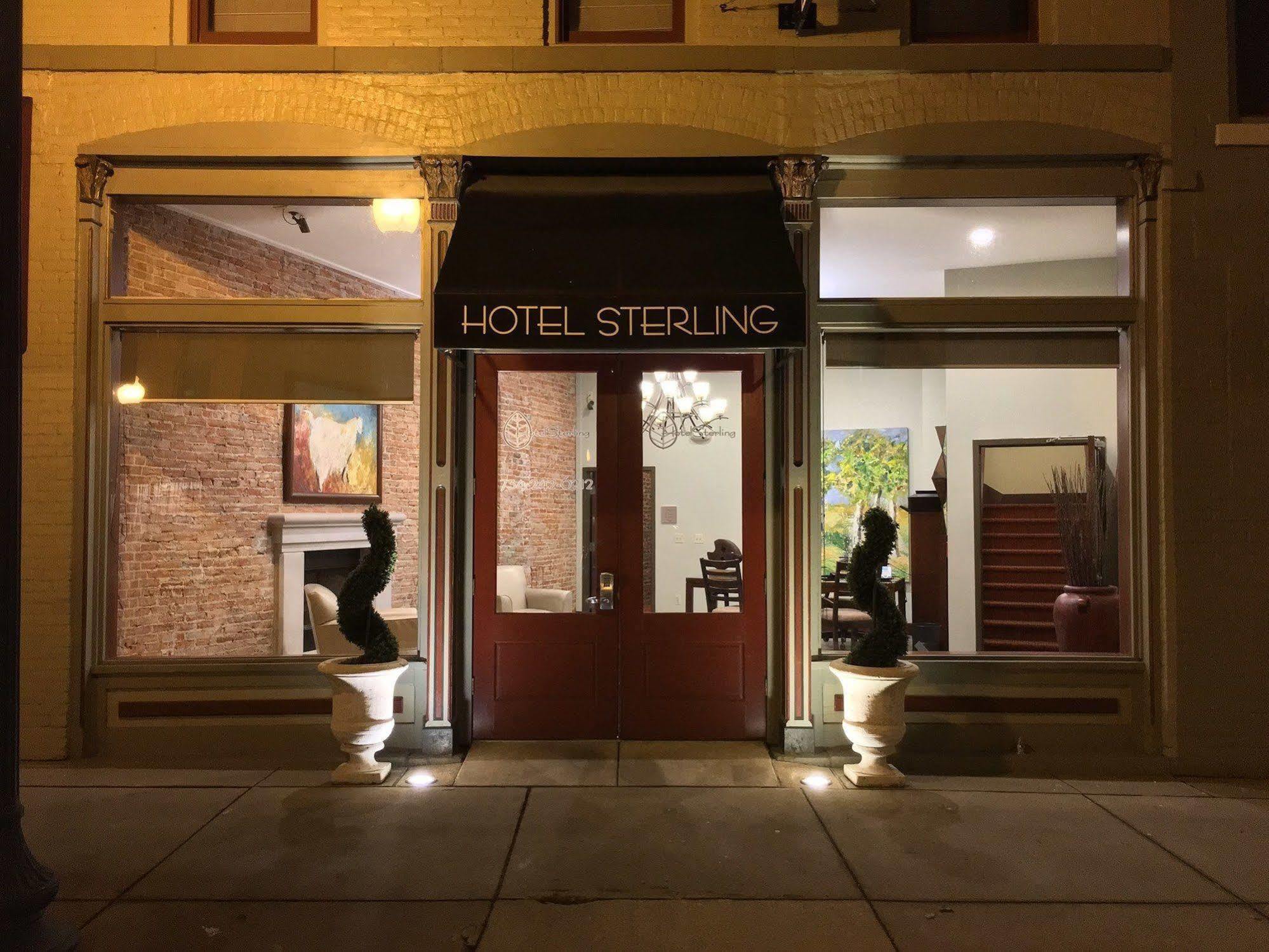 Hotel Sterling Monroe Exterior photo